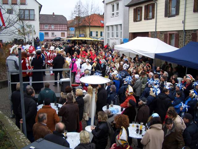 Keinen Platz mehr gab es beim diesjährigen Rathaussturm